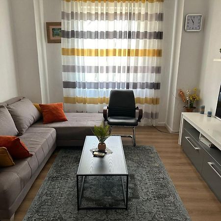 Kelly'S Cozy Hideaway - Central Tirana Kültér fotó