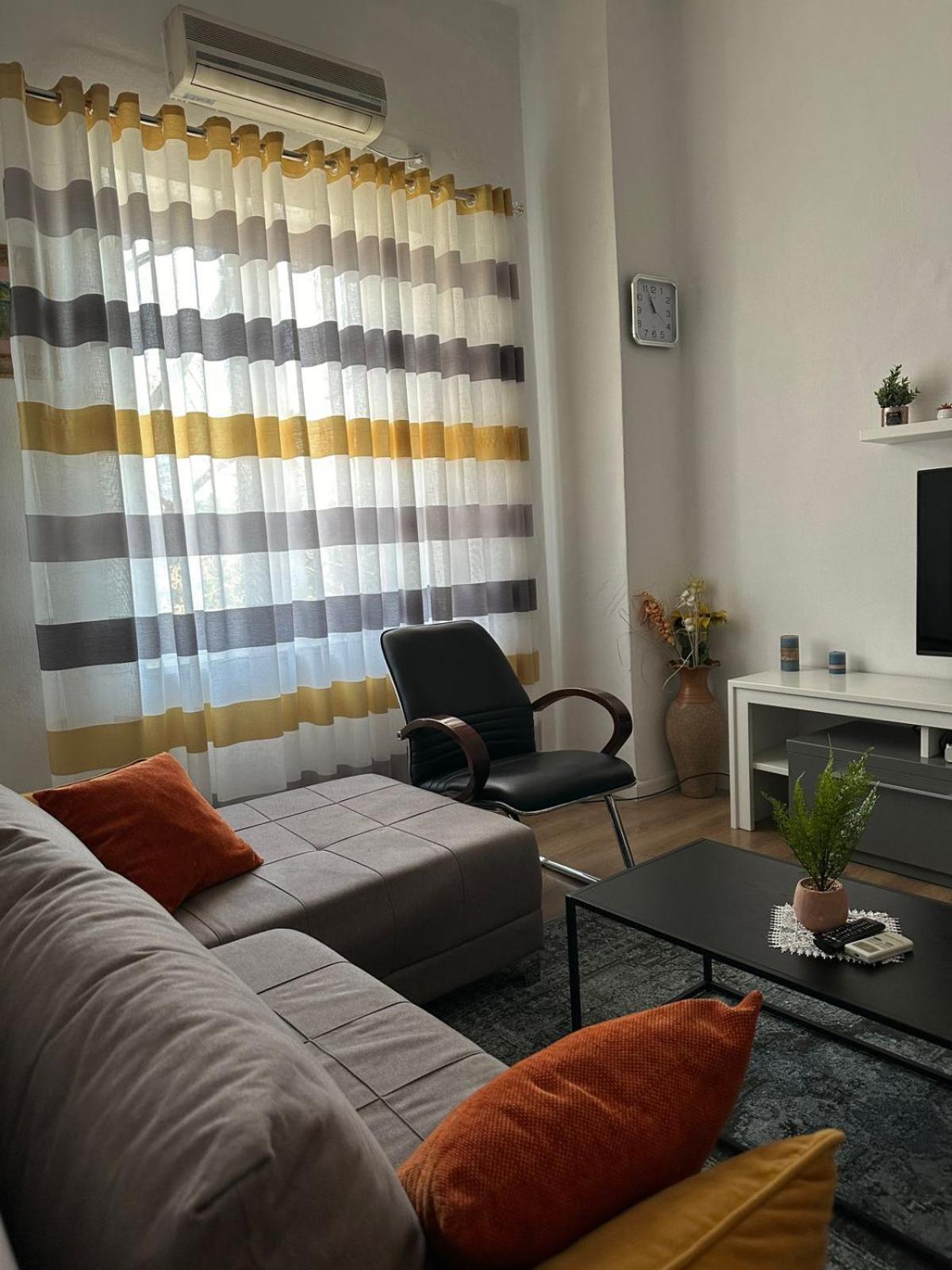 Kelly'S Cozy Hideaway - Central Tirana Kültér fotó