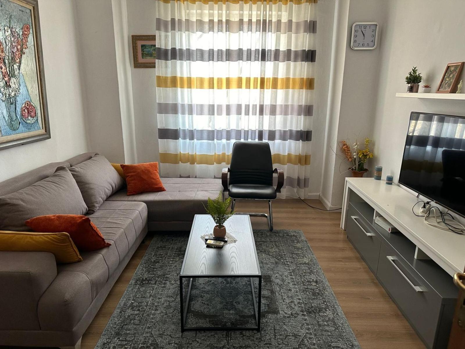 Kelly'S Cozy Hideaway - Central Tirana Kültér fotó